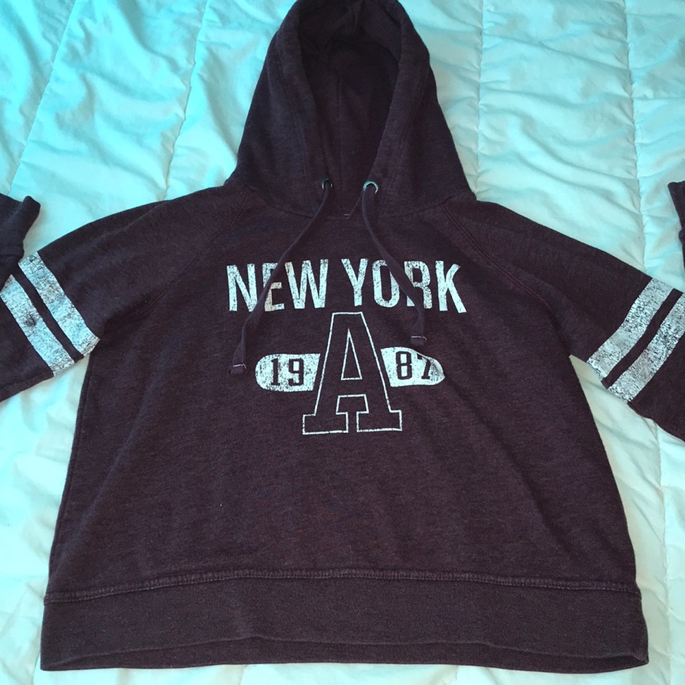 Aeropostale New York semi-cropped sweatshirt:)